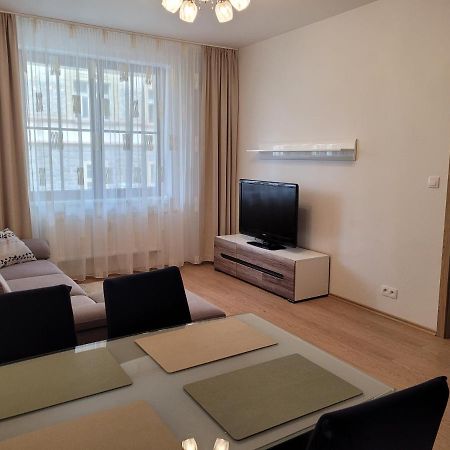 Apartment Svahova Карлови Вари Екстериор снимка