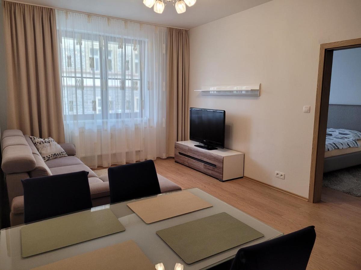 Apartment Svahova Карлови Вари Екстериор снимка